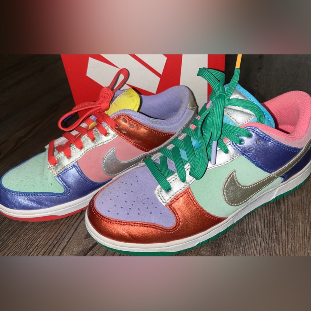 Nike Dunk Sunset Pulse Women’s 7.5 Youth 5.5
